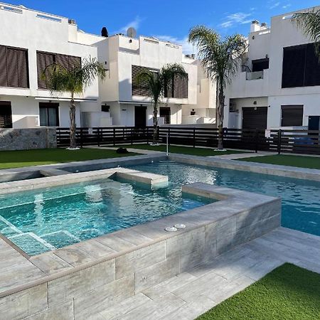 Comfortable Apartment In Torre De La Horadada Екстериор снимка