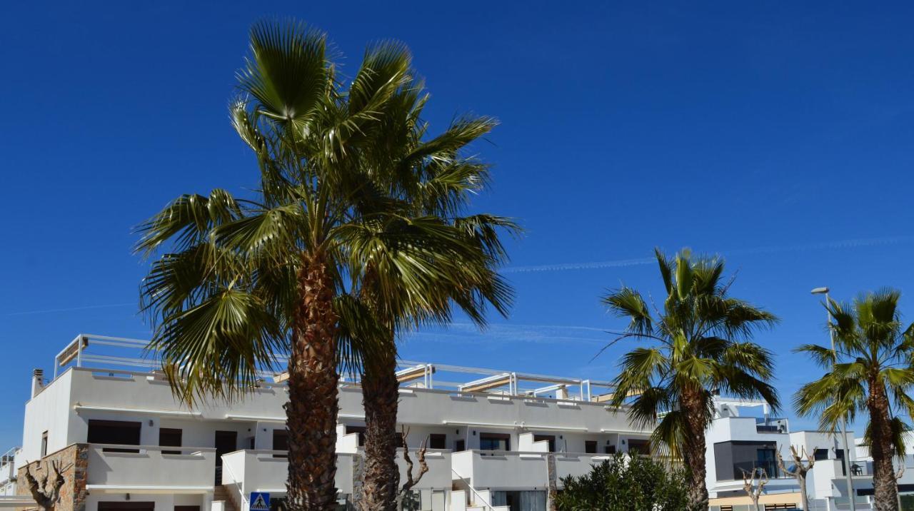 Comfortable Apartment In Torre De La Horadada Екстериор снимка